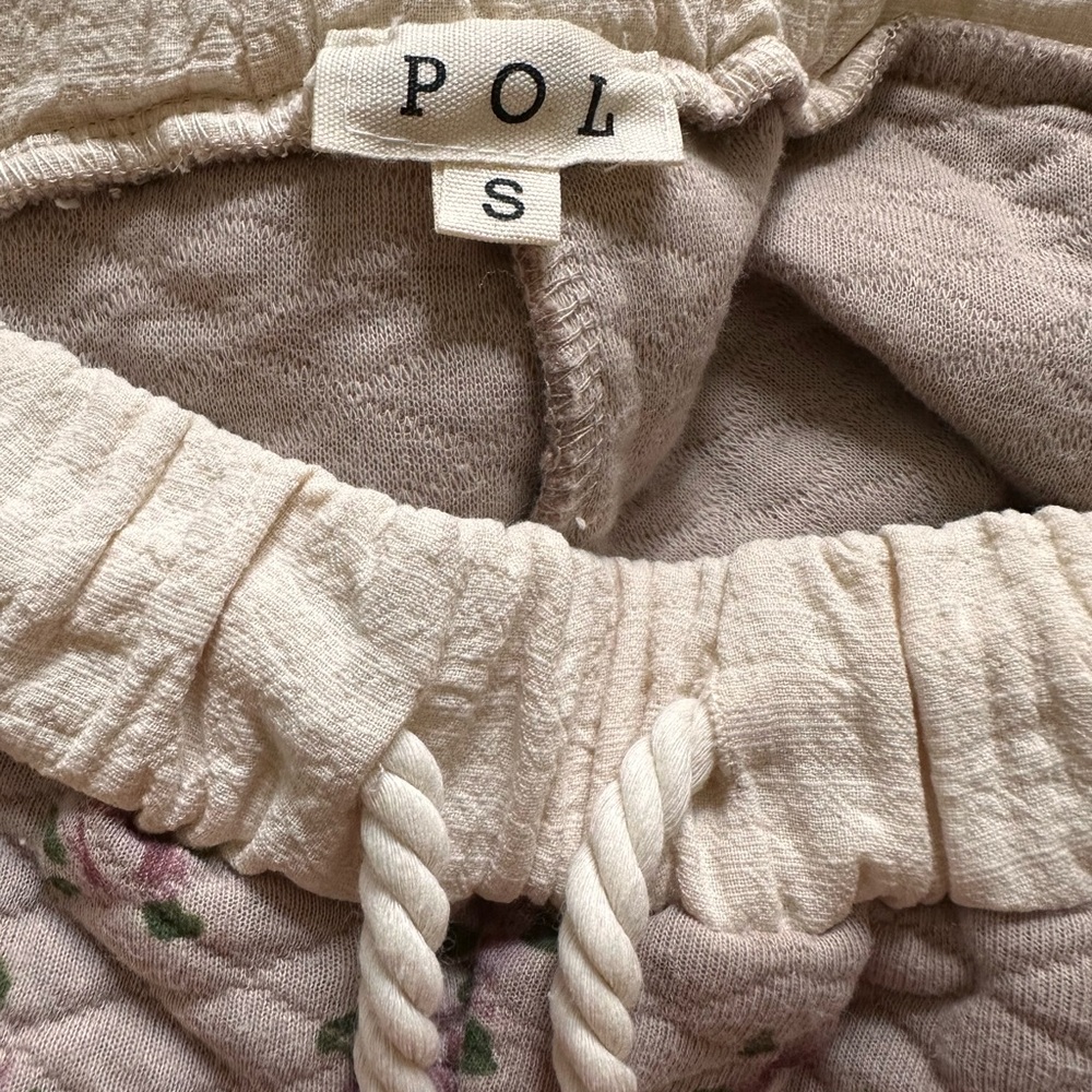 POL Quilted Tan Floral Pants - Picture 4 of 8